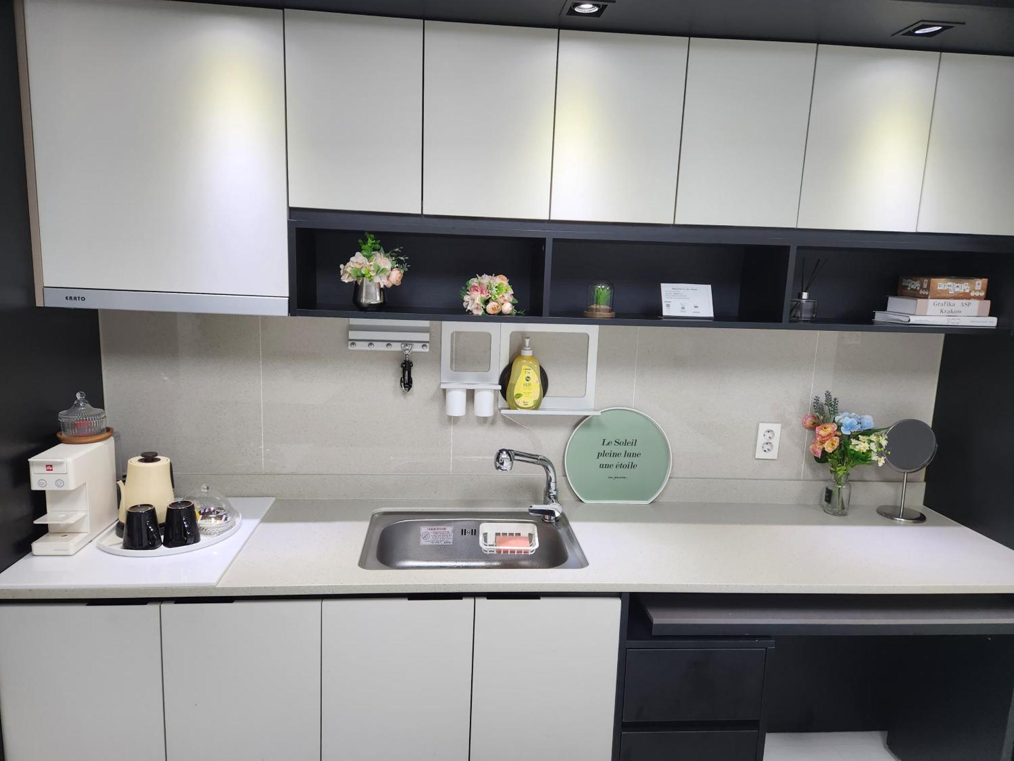 Daegu Star B&B Dsr Hotel Lily Guestroom Pokój zdjęcie