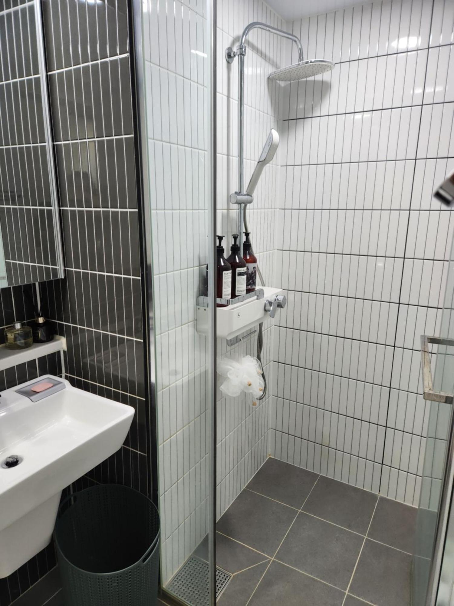 Daegu Star B&B Dsr Hotel Lily Guestroom Pokój zdjęcie