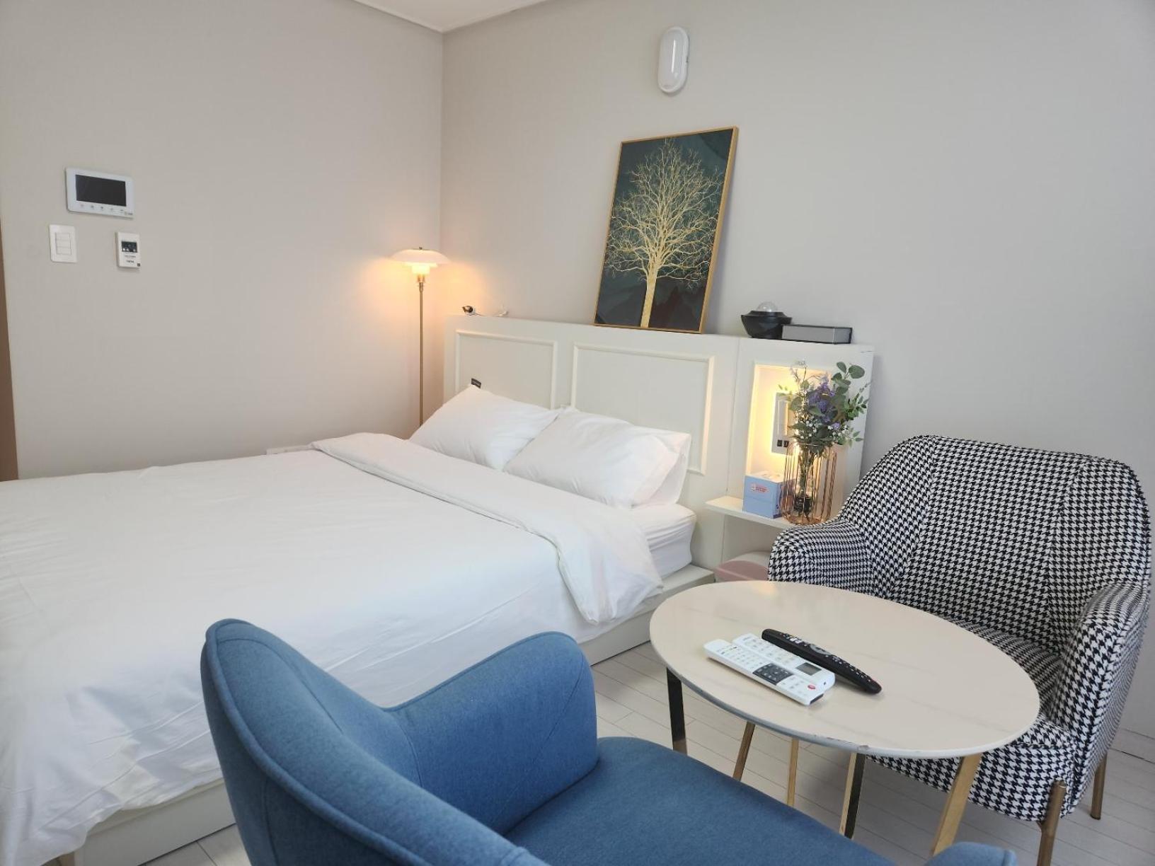 Daegu Star B&B Dsr Hotel Lily Guestroom Zewnętrze zdjęcie