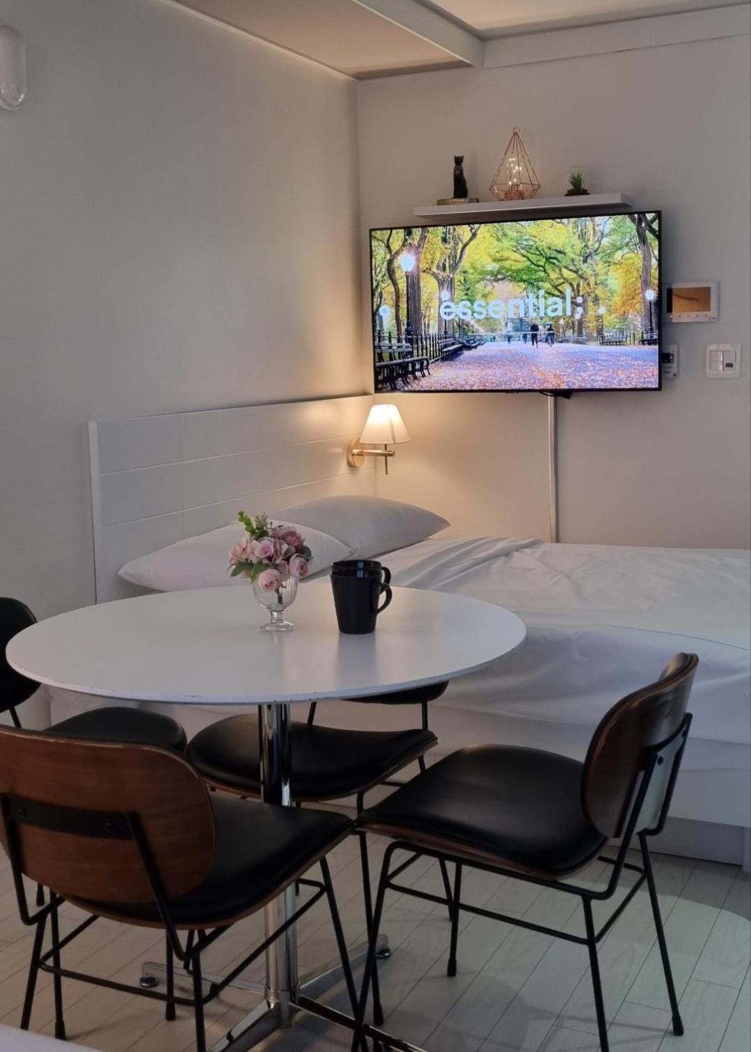 Daegu Star B&B Dsr Hotel Lily Guestroom Zewnętrze zdjęcie