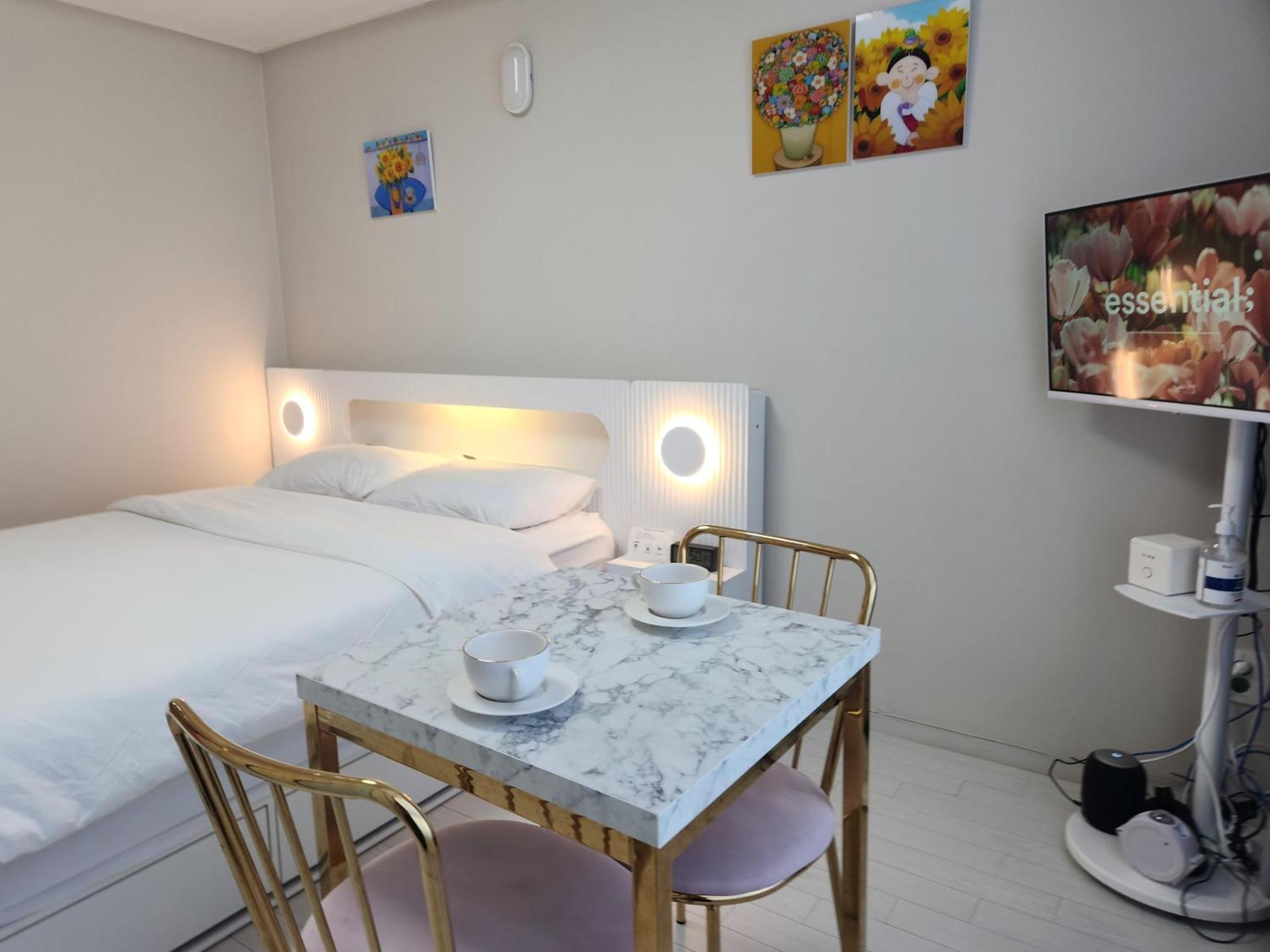 Daegu Star B&B Dsr Hotel Lily Guestroom Pokój zdjęcie