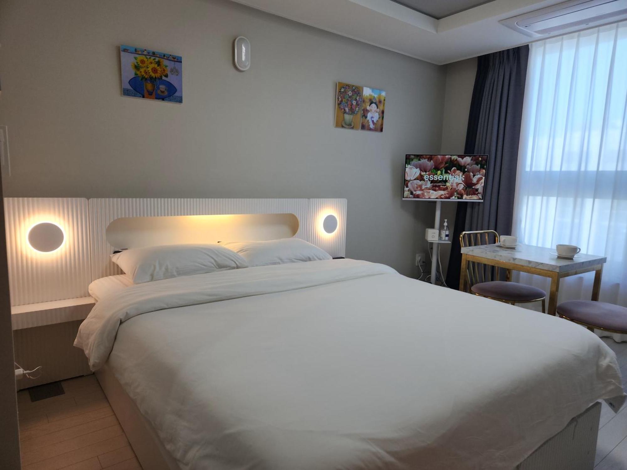Daegu Star B&B Dsr Hotel Lily Guestroom Pokój zdjęcie