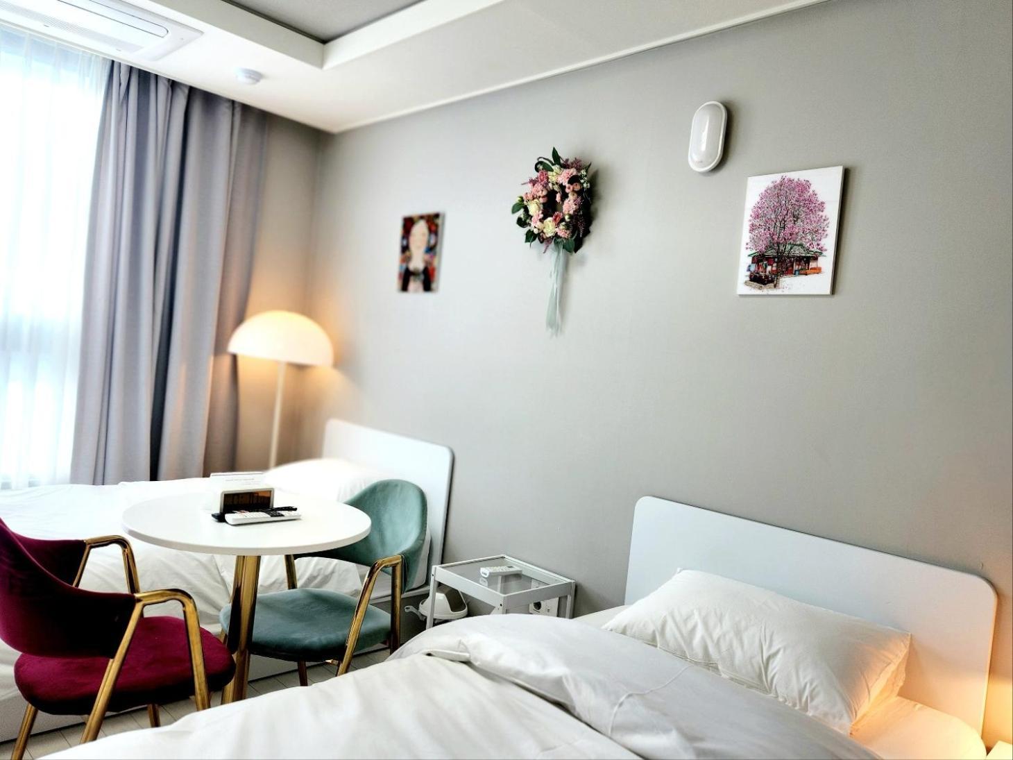 Daegu Star B&B Dsr Hotel Lily Guestroom Pokój zdjęcie