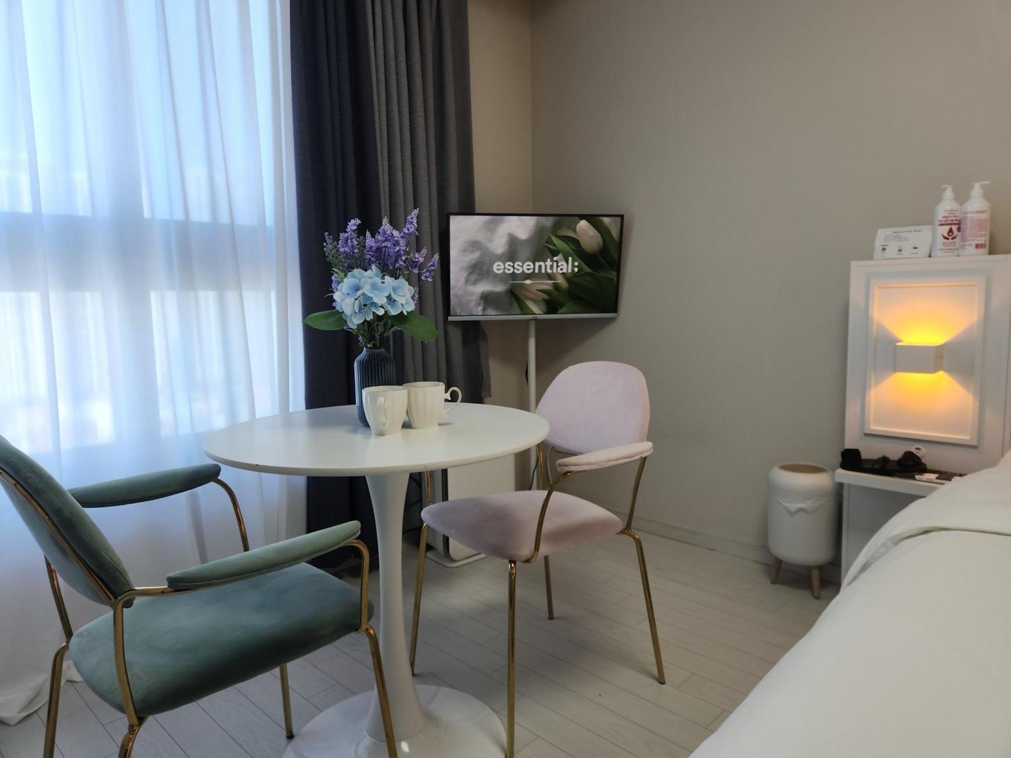 Daegu Star B&B Dsr Hotel Lily Guestroom Pokój zdjęcie