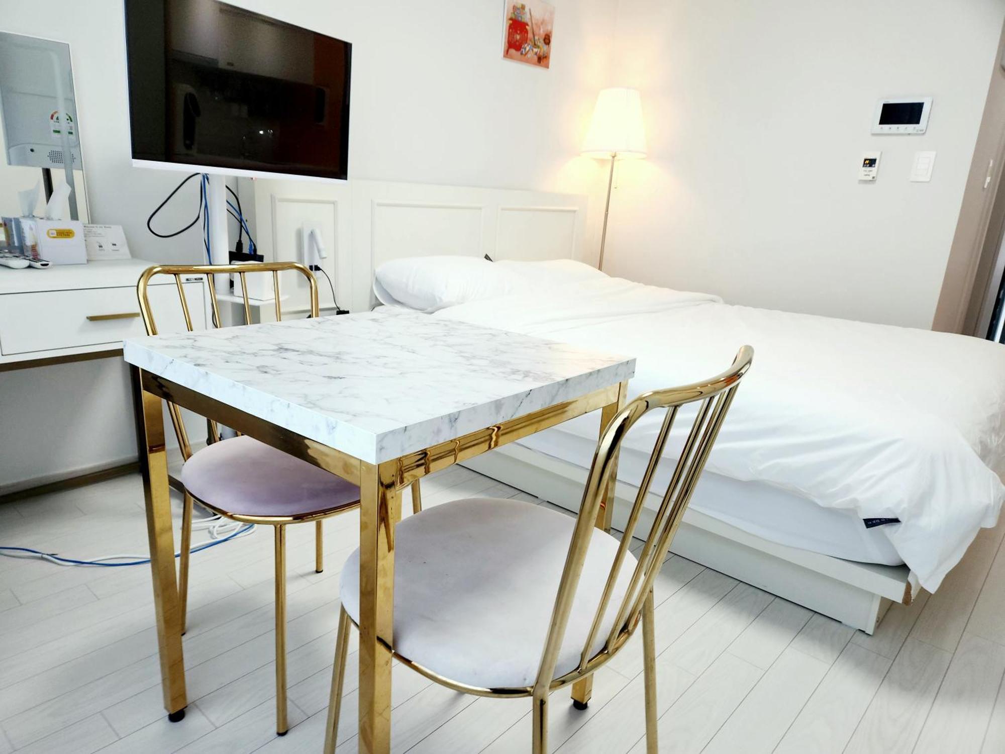Daegu Star B&B Dsr Hotel Lily Guestroom Pokój zdjęcie