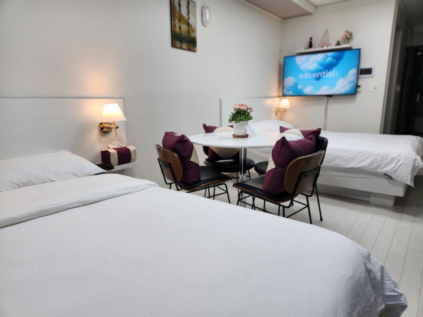 Daegu Star B&B Dsr Hotel Lily Guestroom Zewnętrze zdjęcie